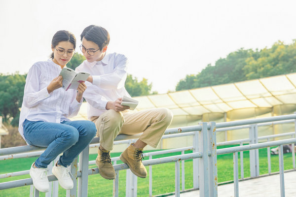 加拿大西三一大学在职研究生学费标准