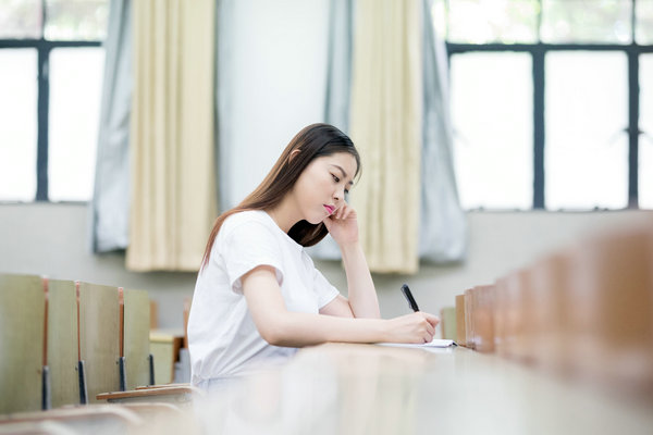 西班牙阿尔卡拉大学在职研究生含金量高又好考专业