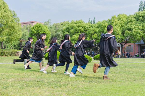 安徽财经大学法律在职研究生考试题目