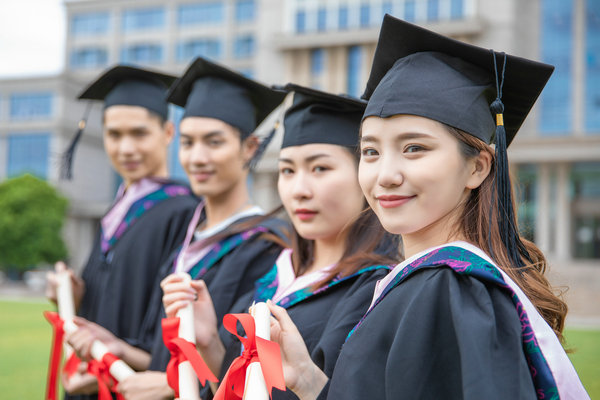 云南师范大学在职研究生上课时间