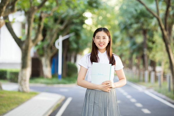 中国医科大学在职研究生上课时间安排