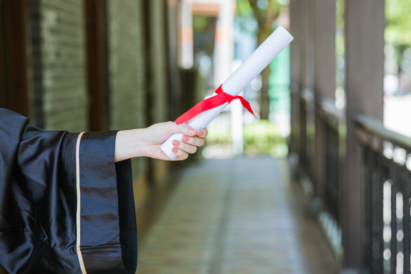 广东财经大学在职研究生上课时间