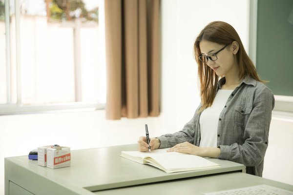 江南大学护理学在职研究生一年学费