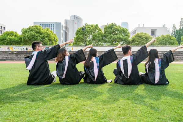 美国西东大学在职研究生上课时间