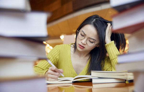 湖北大学在职研究生报名时间