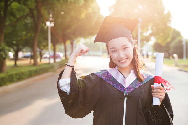 电子科技大学在职研究生