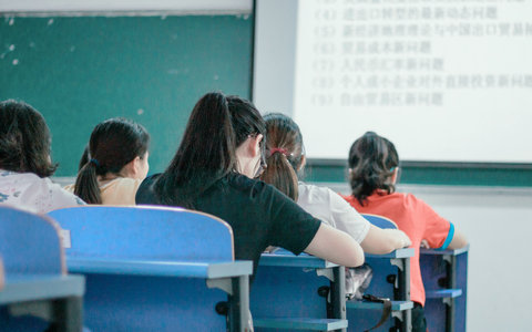 拉萨在职研究生招生院校排名、招生专业及学制学费